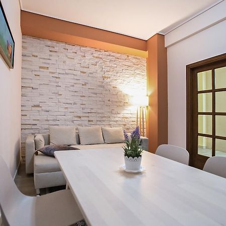 Paradise Apartment In Peiraiki Piraeus Exterior photo